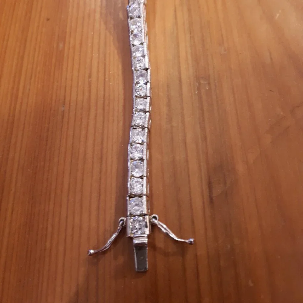 Stunning Sterling CZ Bracelet stamped 925 - Picture 2 of 6